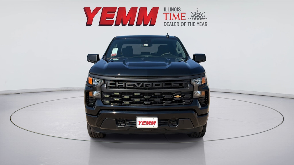 New 2026 Chevrolet Silverado 1500 Custom Truck