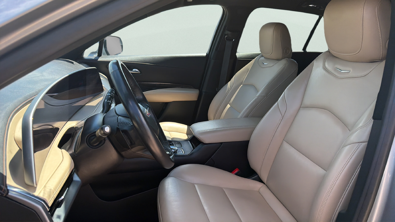 Used 2024 CADILLAC XT4 Premium Luxury SUV