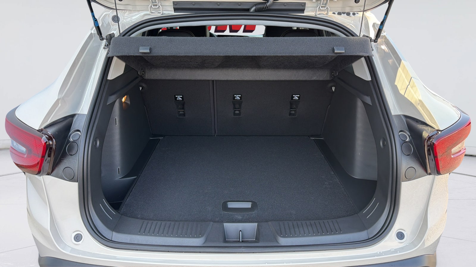 2026 Chevrolet Trax Activ - Photo 25