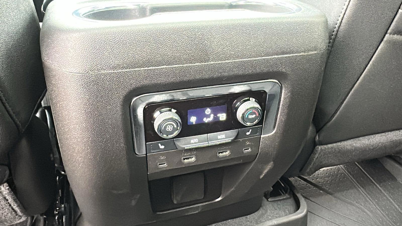 2026 Chevrolet Tahoe Premier - Photo 29