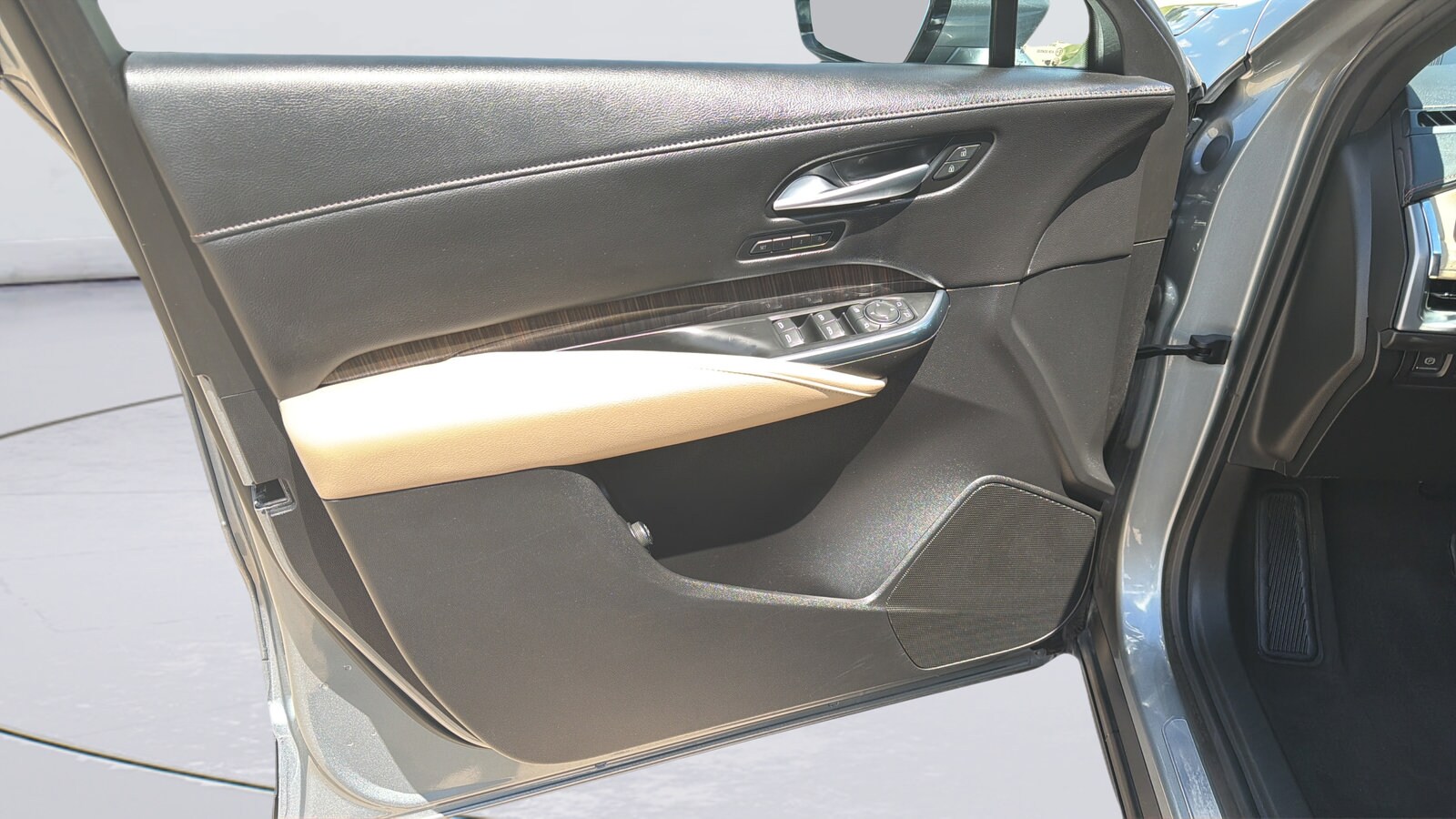 2024 Cadillac XT4 Premium Luxury - Photo 22