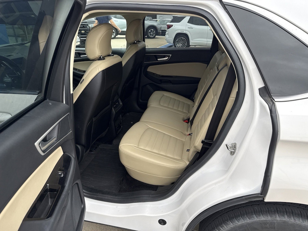 Used 2018 Ford Edge SEL SUV