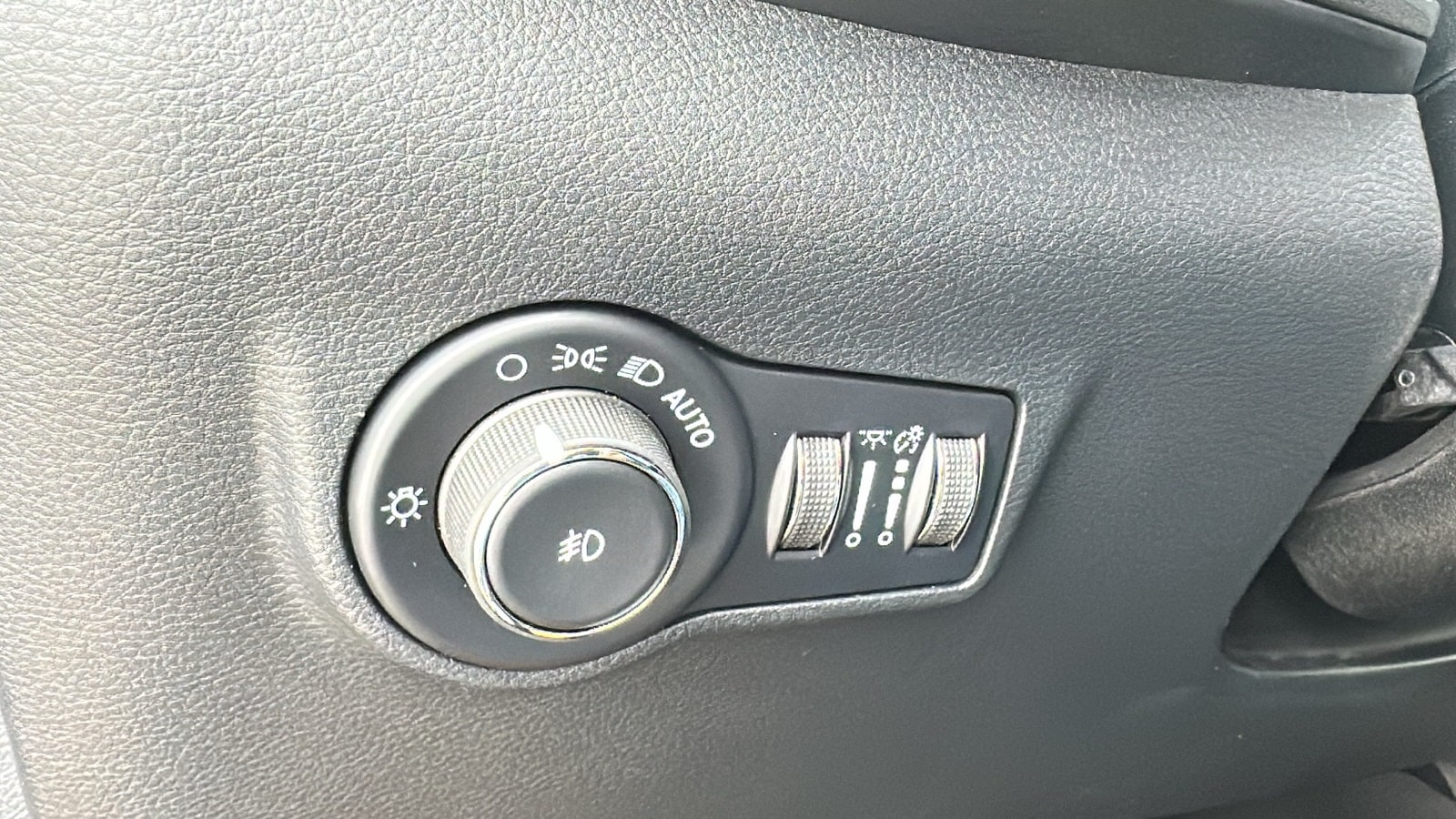 2026 Jeep Compass Latitude Altitude - Photo 23