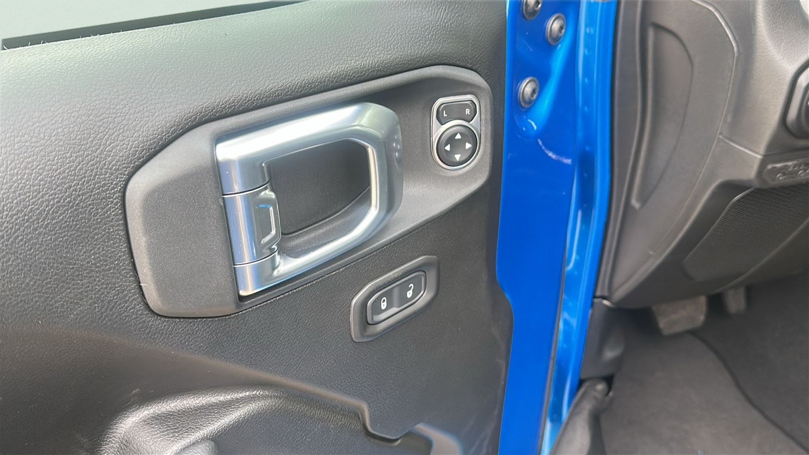 2026 Jeep Wrangler 2-Door Sport S - Photo 18