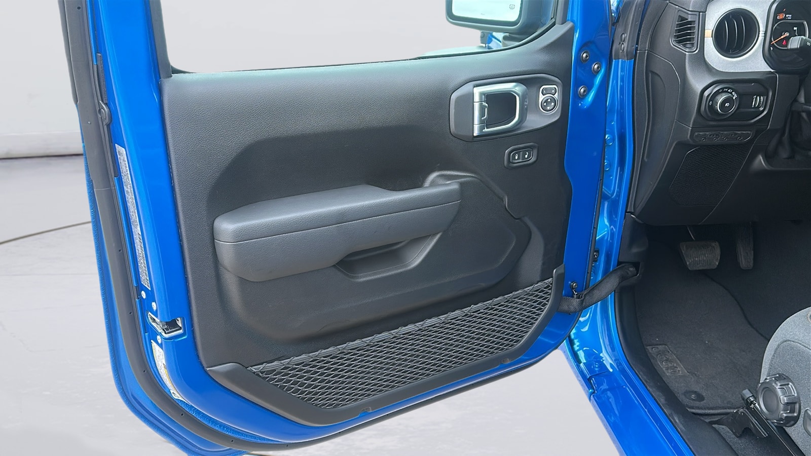2026 Jeep Wrangler 2-Door Sport S - Photo 17