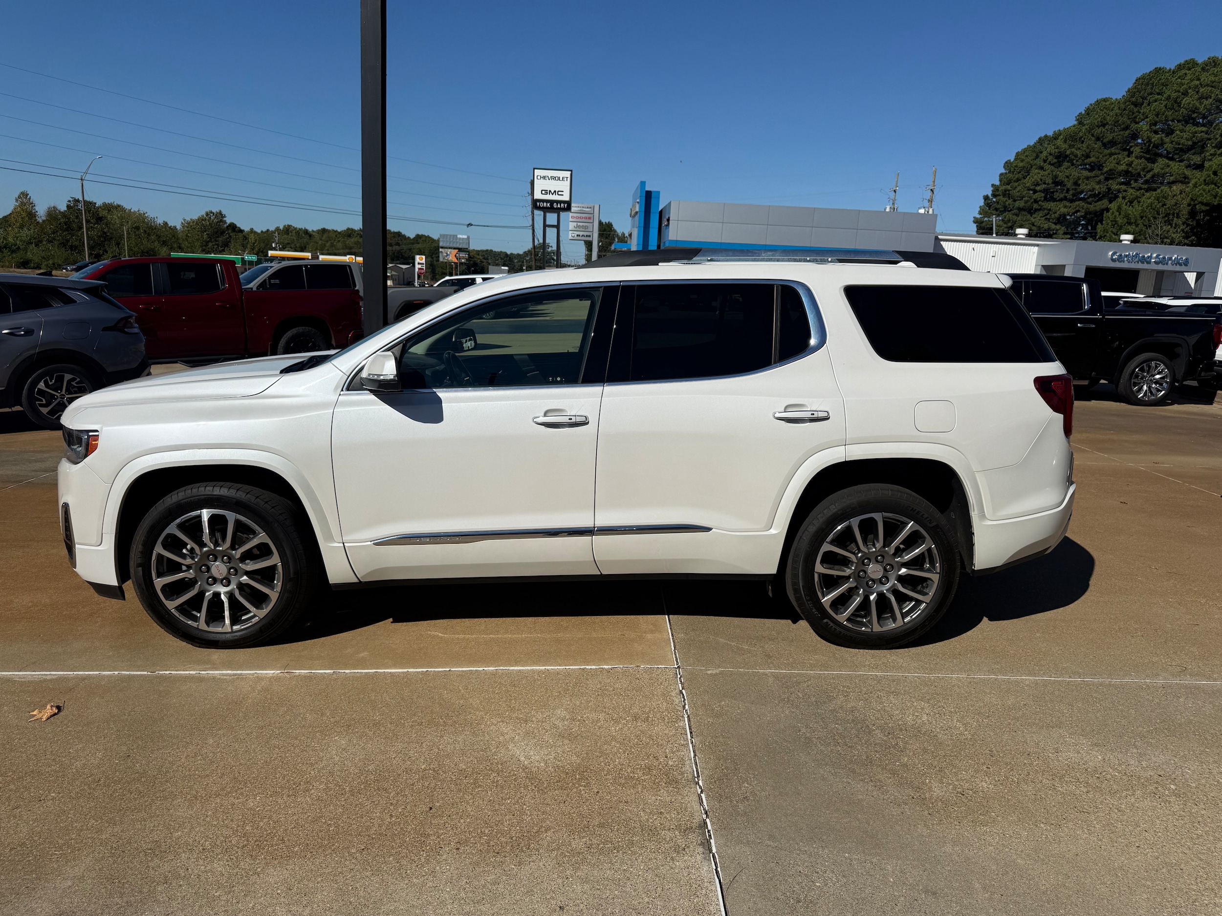 2021 GMC Acadia Denali