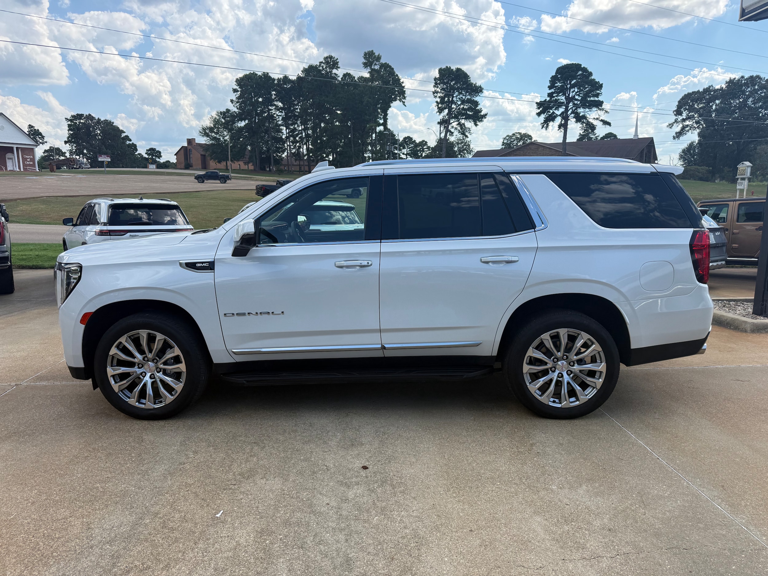 2023 GMC Yukon Denali