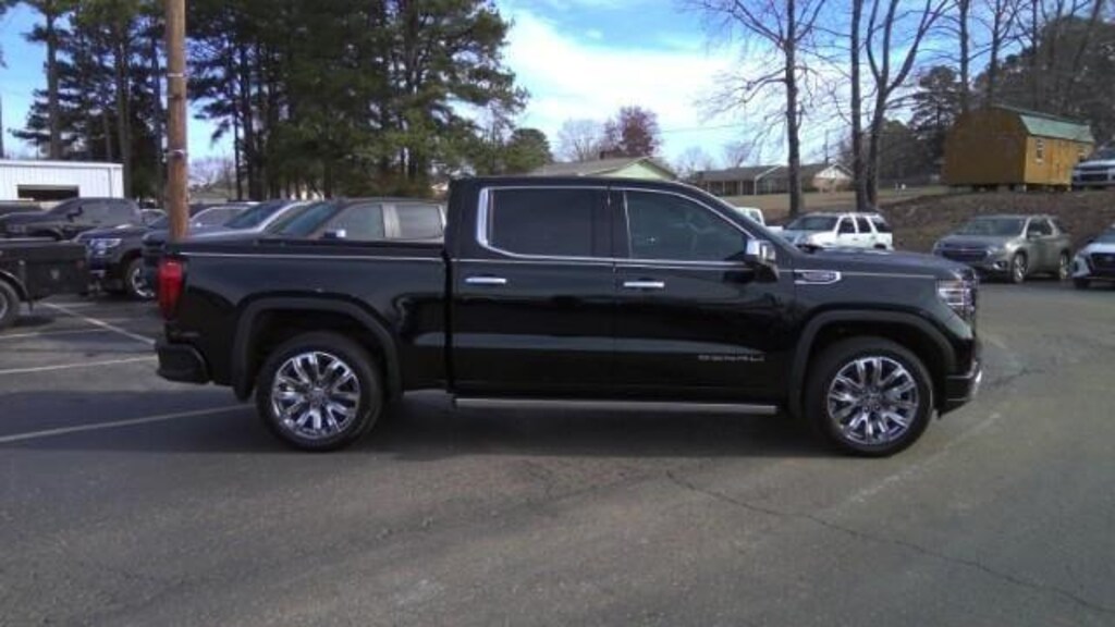 Used 2025 GMC Sierra 1500 4WD Crew Cab Short Box Denali Truck Crew Cab
