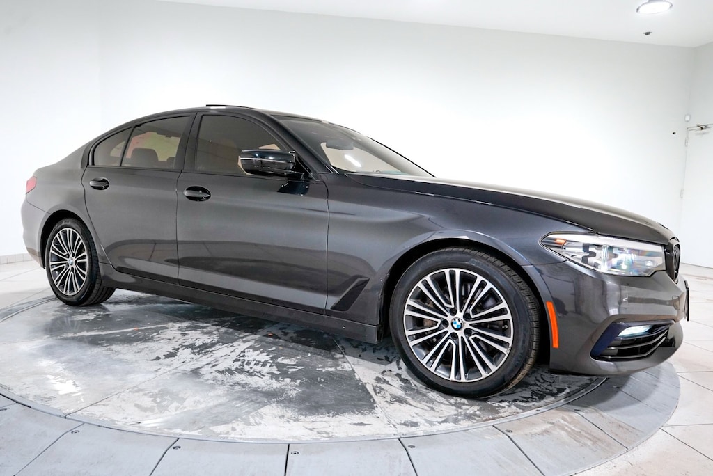 Used 2017 BMW 5 Series 530i xDrive Sedan