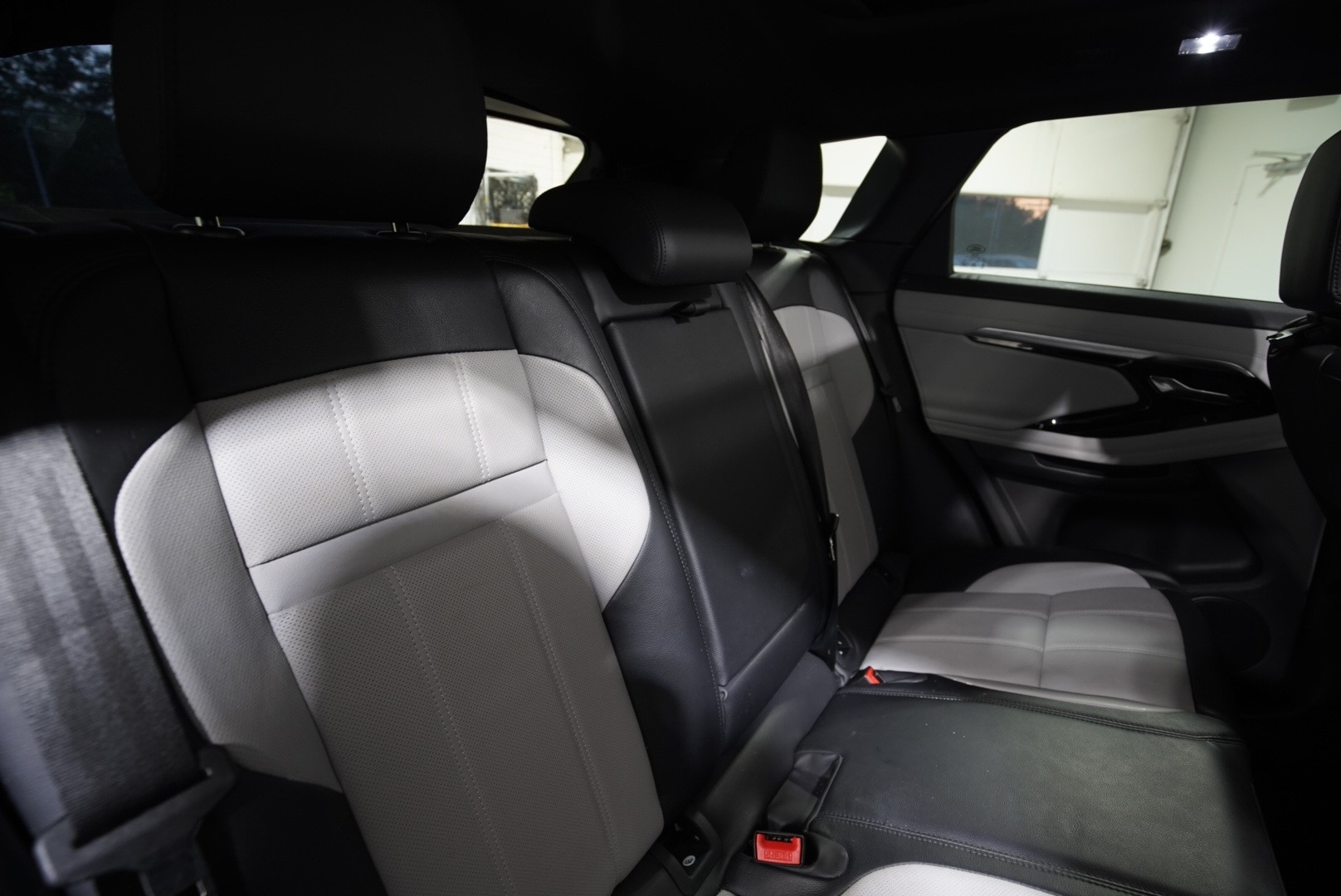 2022 Land Rover Range Rover Evoque S - Photo 31
