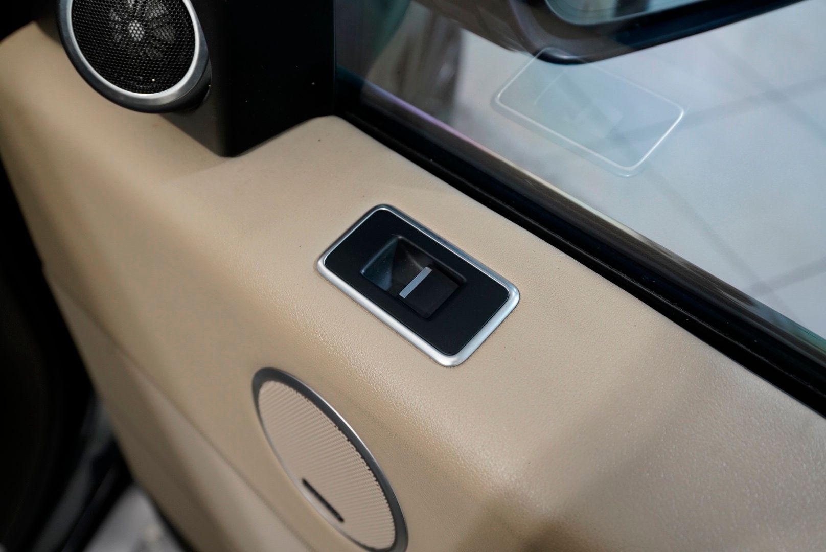 2016 Land Rover Range Rover Supercharged - Photo 48