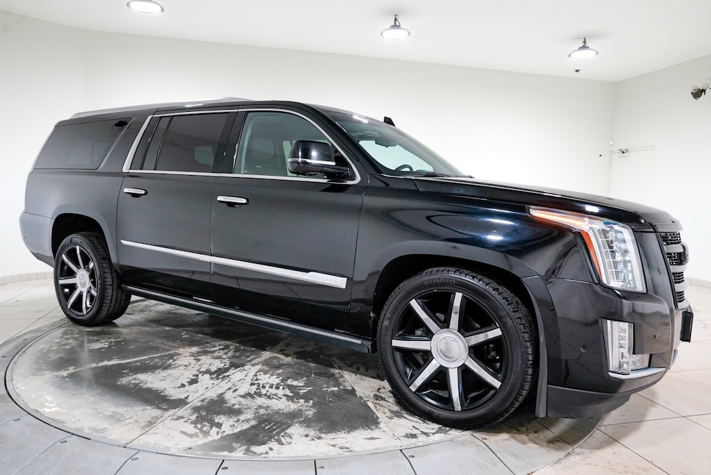 Used 2017 Cadillac Escalade ESV Premium SUV