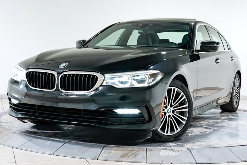 Used 2017 BMW 5 Series 540i xDrive Sedan