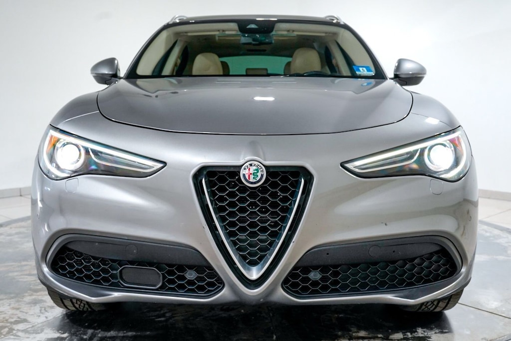 Used 2018 Alfa Romeo Stelvio Ti SUV