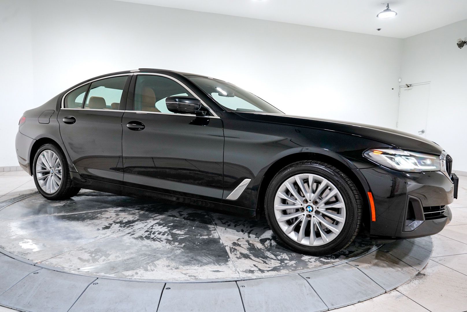 Used 2021 BMW 5 Series 540i xDrive Sedan
