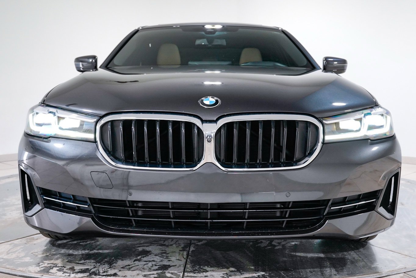 Used 2021 BMW 5 Series 530i xDrive Sedan