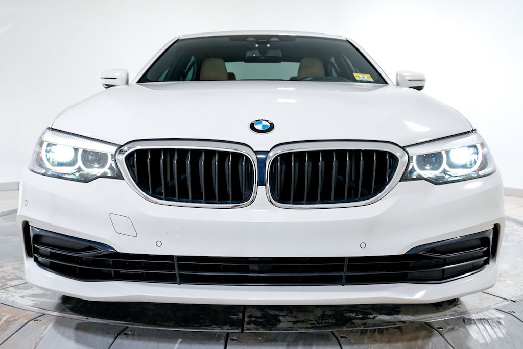 Used 2020 BMW 5 Series 530i xDrive Sedan
