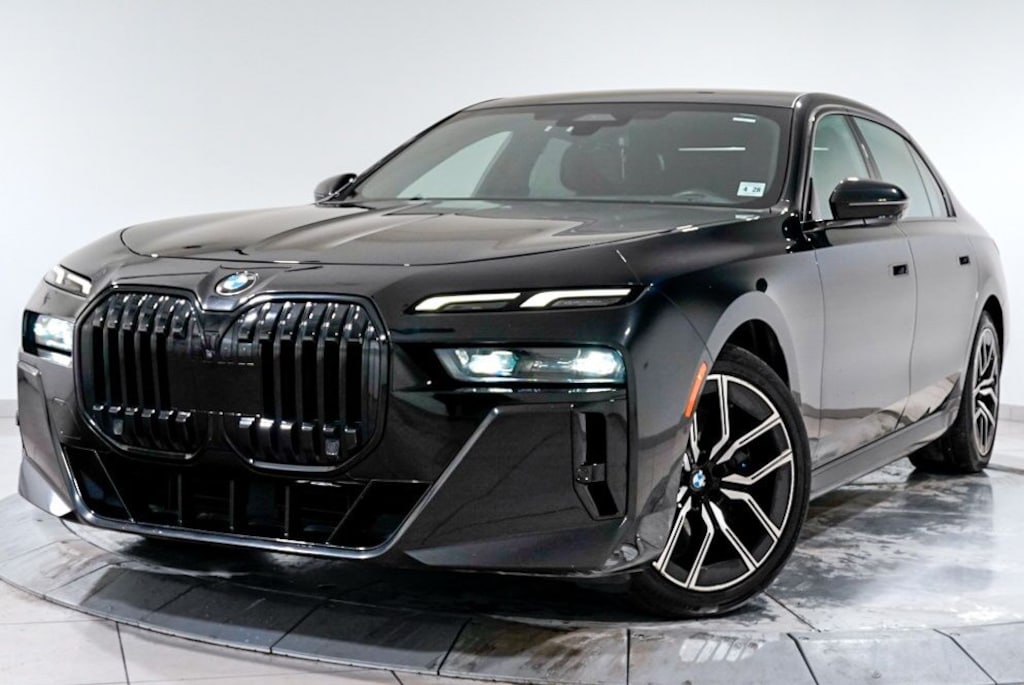 Used 2023 BMW 7 Series 740i Sedan