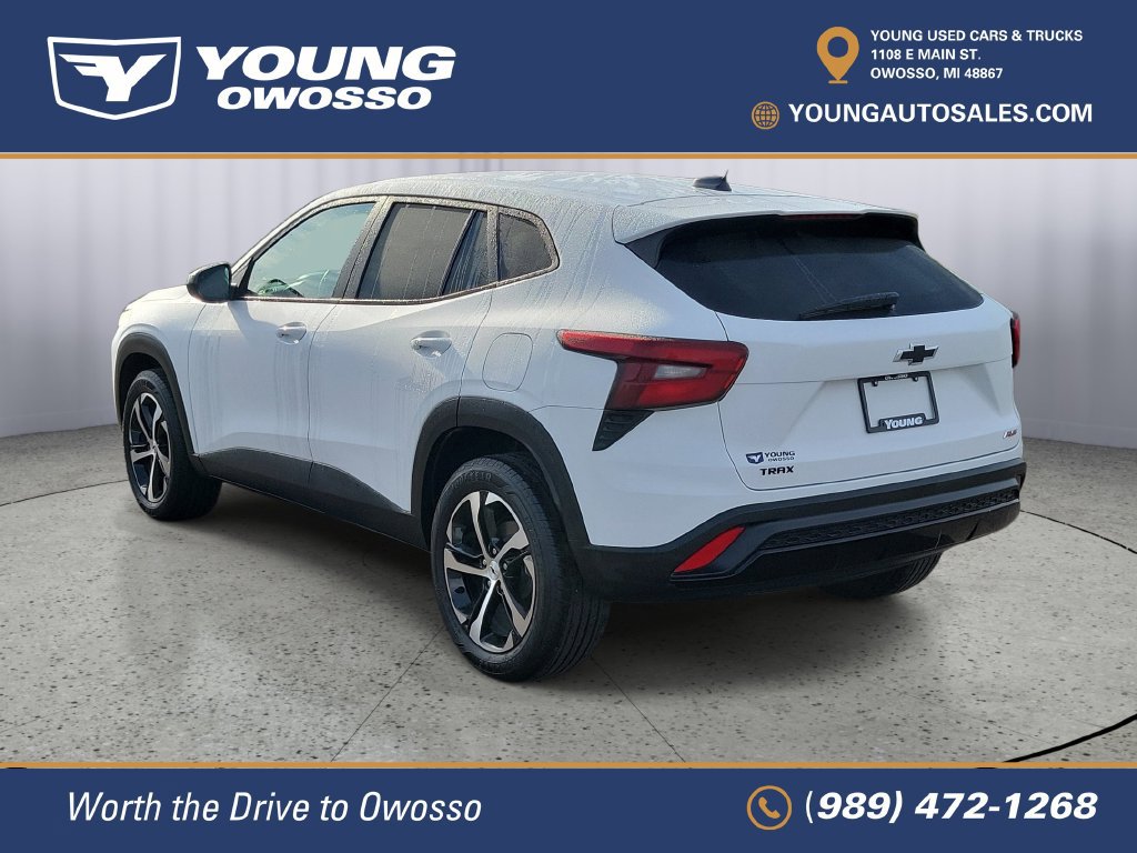 Used 2024 Chevrolet Trax 1RS SUV