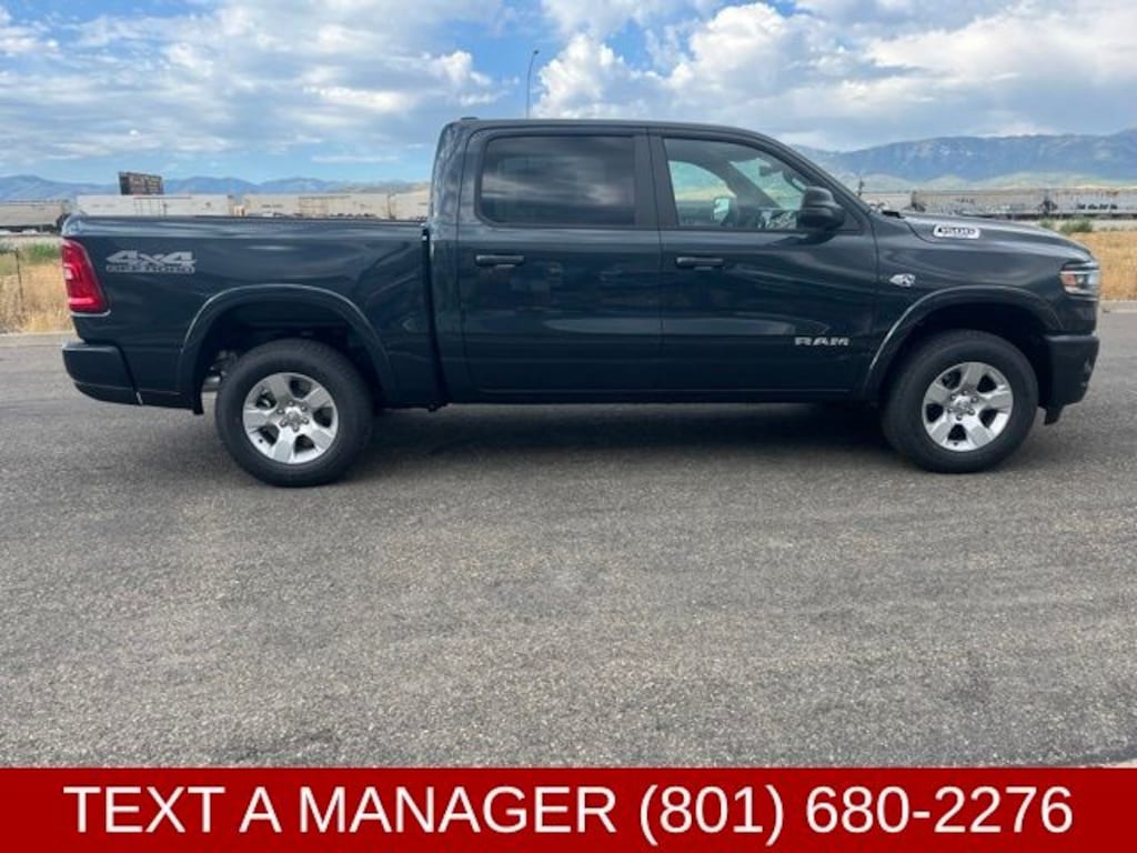 New 2027 Ram 1500 BIG HORN CREW CAB 4X4 5'7 BOX Pickup