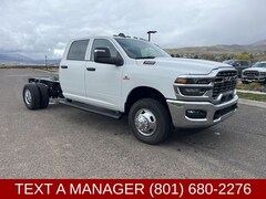 2026 Ram 3500 Chassis Cab TRADESMAN CREW   4X4 60' CA Pickup