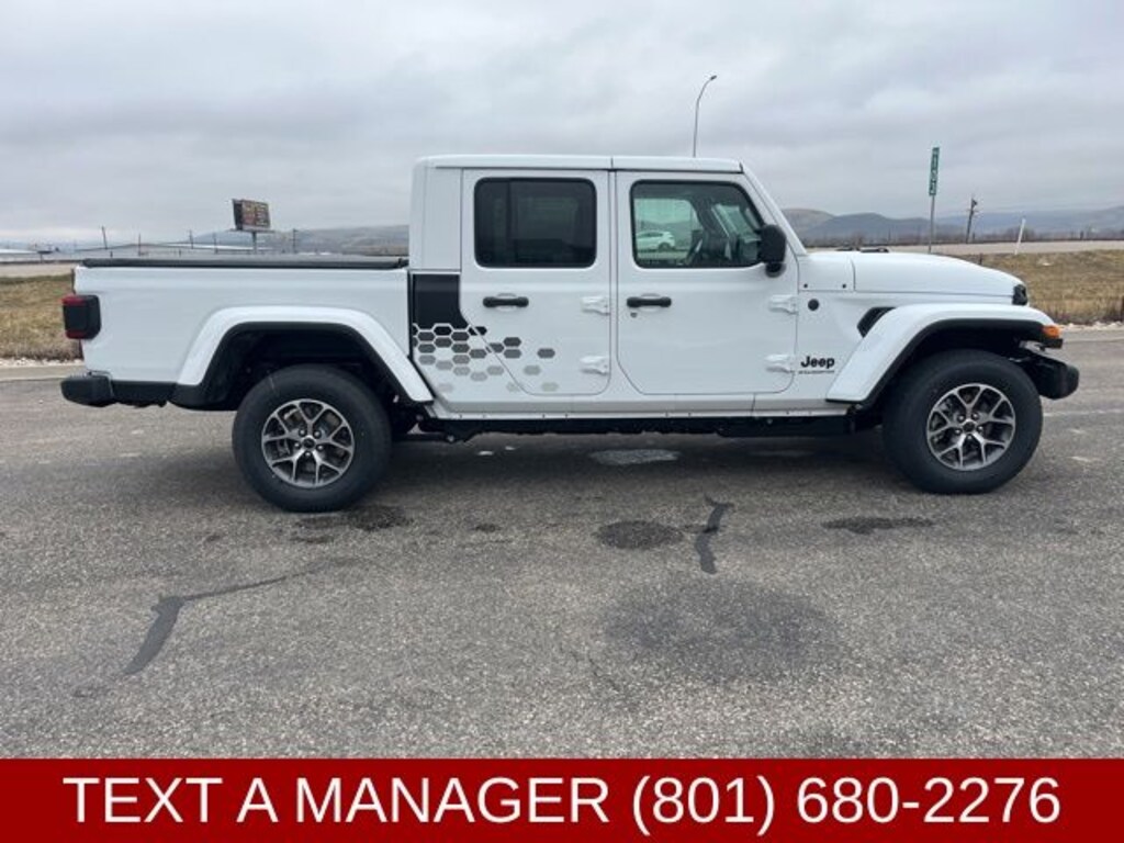 New 2026 Jeep Gladiator SPORT S 4X4 Pickup