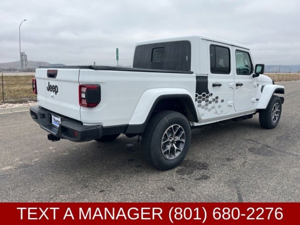 New 2026 Jeep Gladiator SPORT S 4X4 Pickup