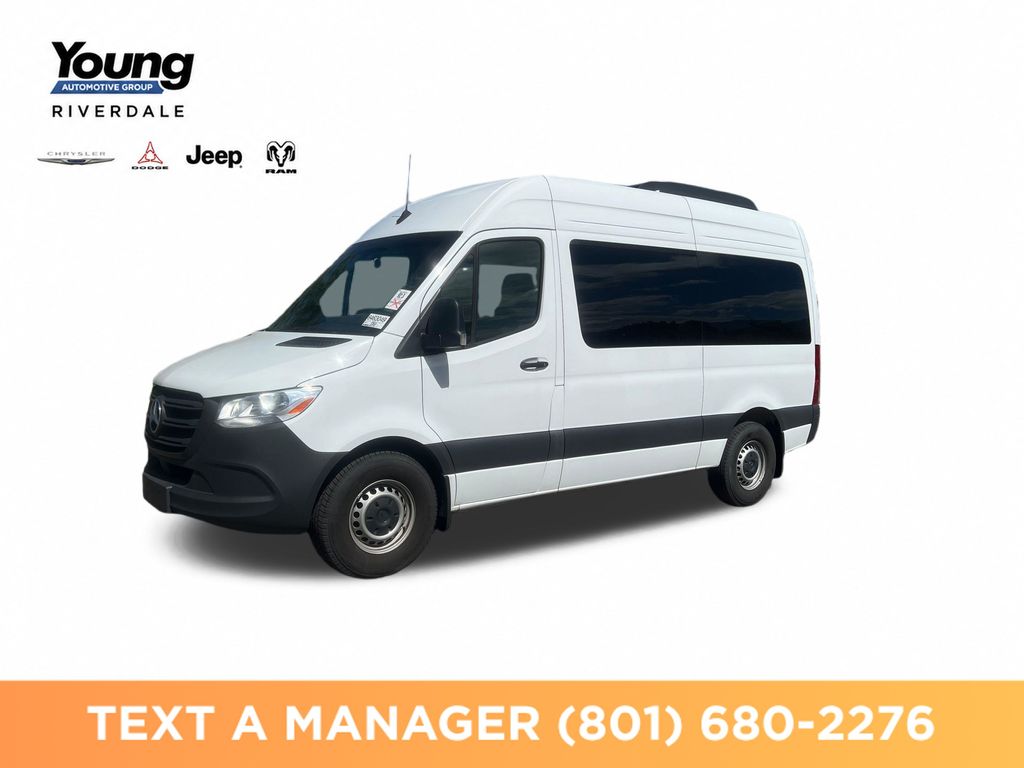 2025 Mercedes-Benz Sprinter Passenger Van Base