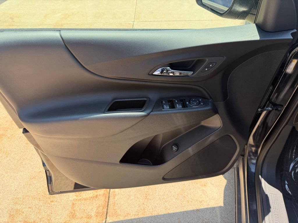 2024 Chevrolet Equinox LT - Photo 14