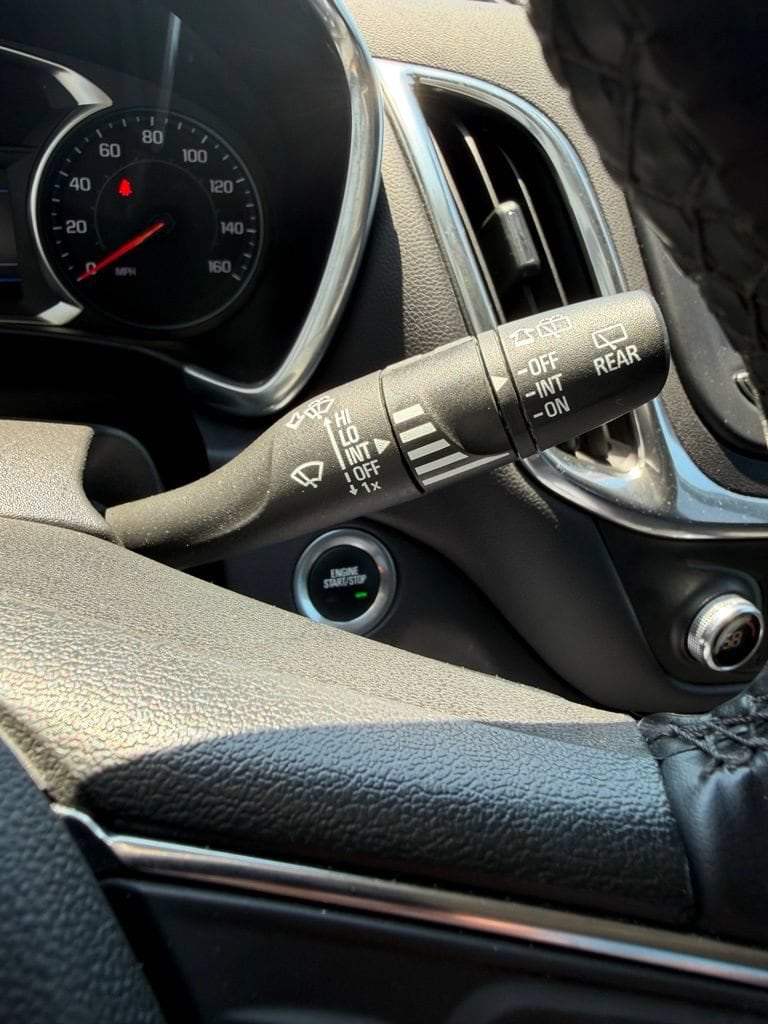 2024 Chevrolet Equinox LT - Photo 24