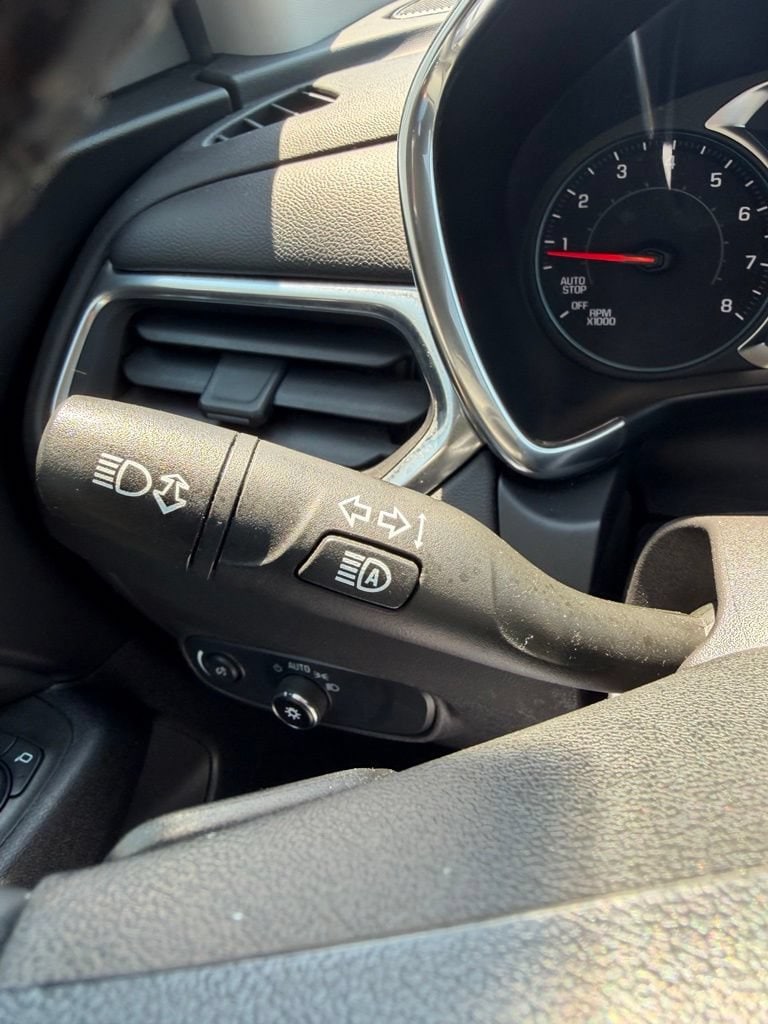 2024 Chevrolet Equinox LT - Photo 23