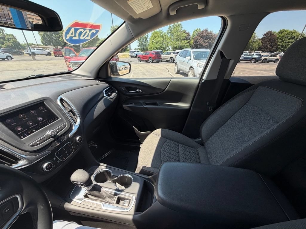 2024 Chevrolet Equinox LT - Photo 18