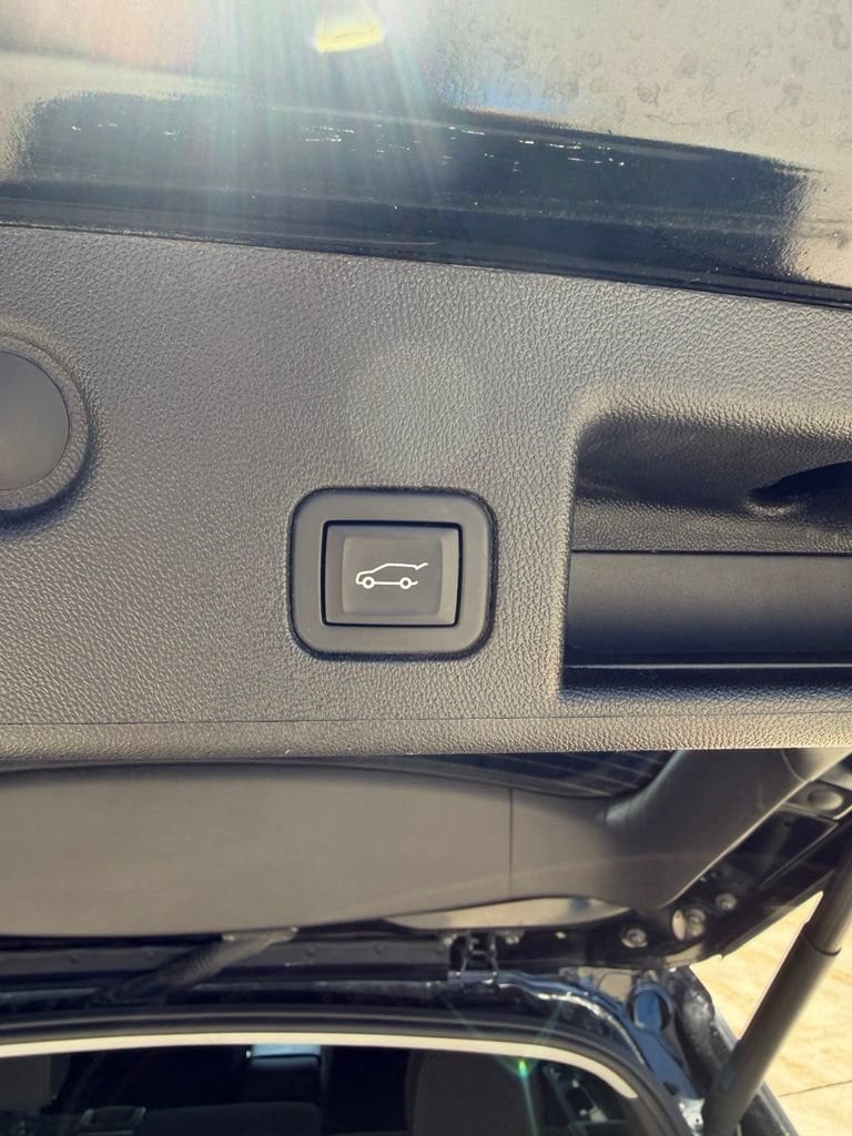 2024 Chevrolet Equinox LT - Photo 10