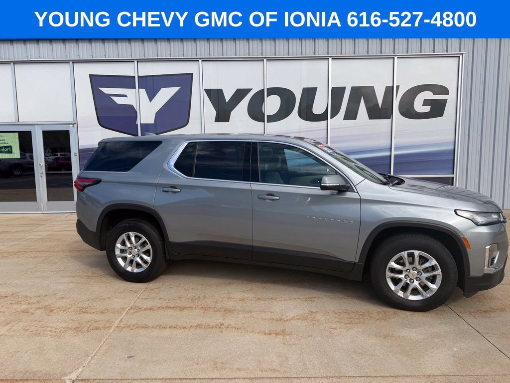 2023 Chevrolet Traverse LS
