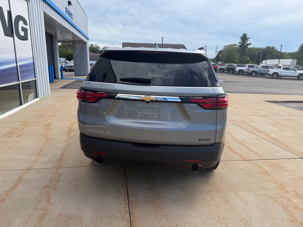 Used 2023 Chevrolet Traverse LS SUV