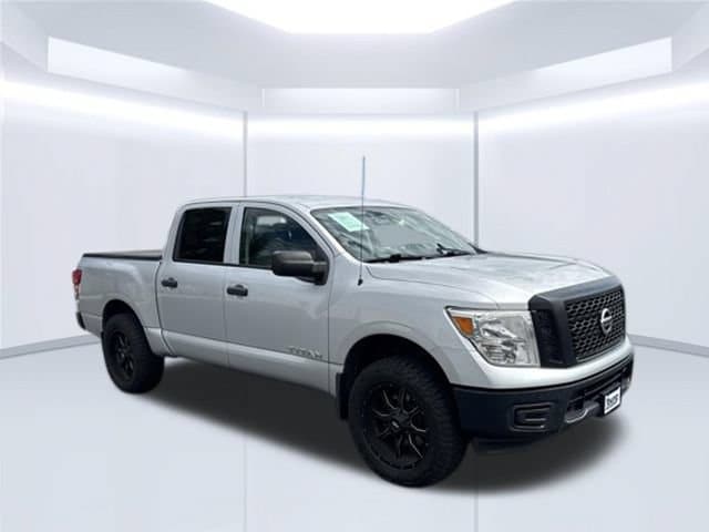 2017 Nissan Titan S