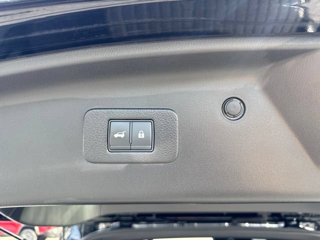 2022 Nissan Armada SL - Photo 13