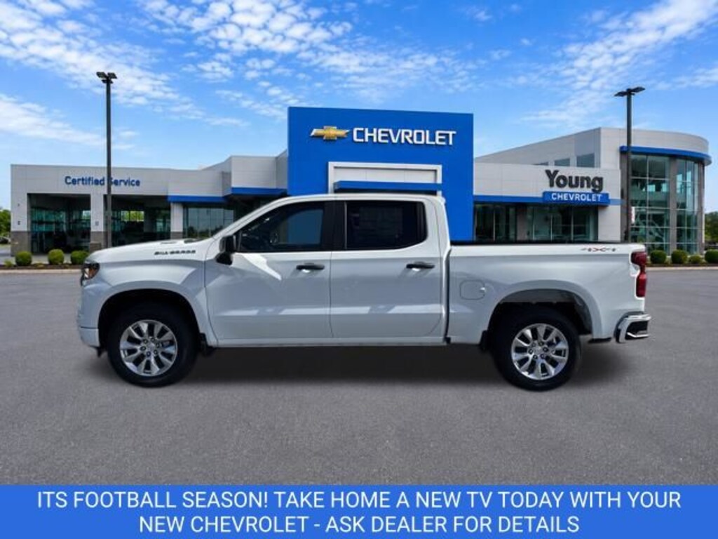 New 2026 Chevrolet Silverado 1500 Custom Truck Crew Cab