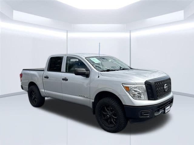 2017 Nissan Titan S