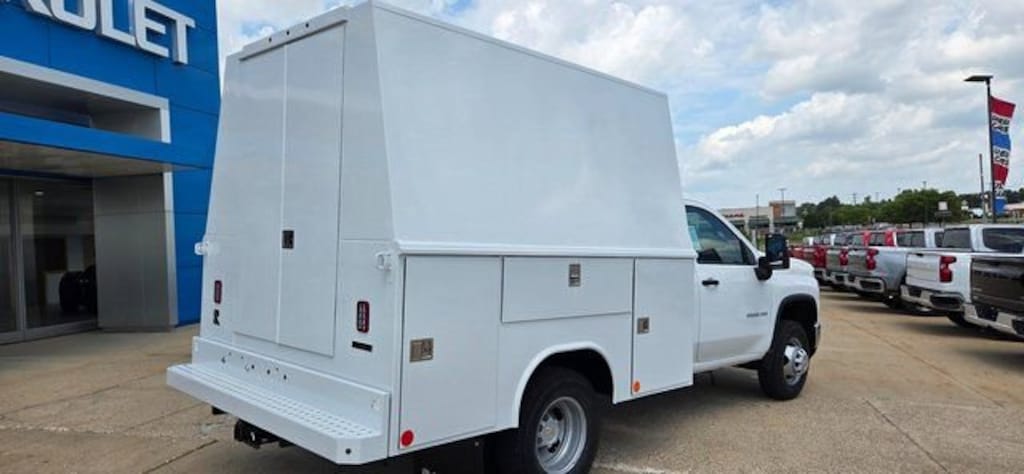 New 2025 Chevrolet Silverado 3500 HD Chassis Cab Work Truck Truck