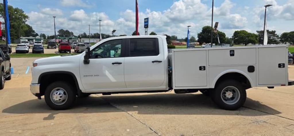 New 2026 Chevrolet Silverado 3500 HD Chassis Cab Work Truck Truck