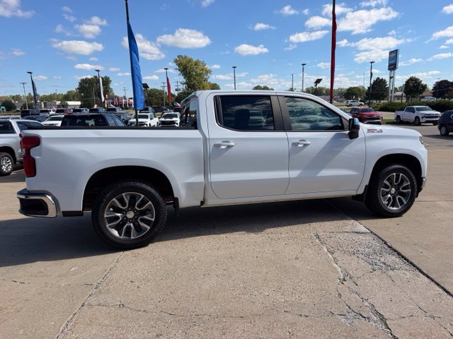 2021 Chevrolet Silverado 1500 LT - Photo 4