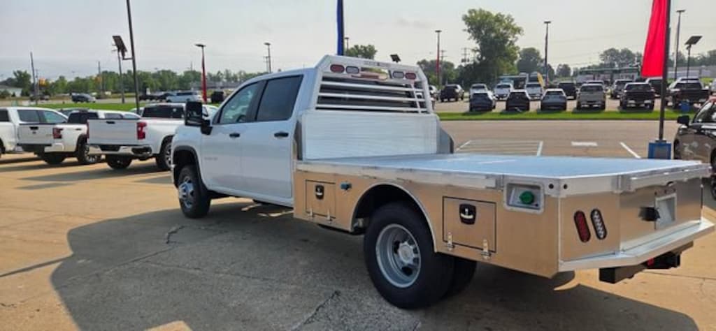 New 2026 Chevrolet Silverado 3500 HD Chassis Cab Work Truck Truck
