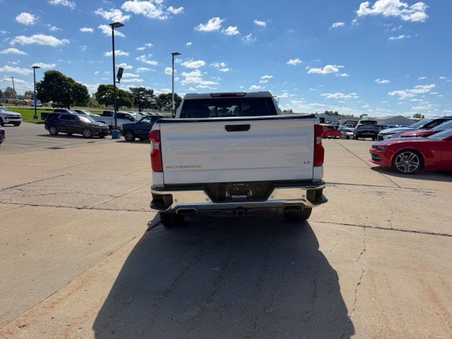 2021 Chevrolet Silverado 1500 LT - Photo 6