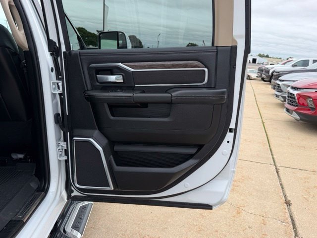 2021 RAM Ram 2500 Pickup Laramie - Photo 44