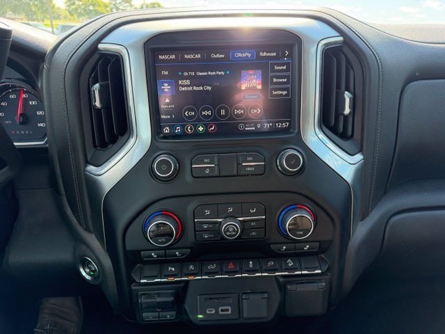 2021 Chevrolet Silverado 1500 LT - Photo 17