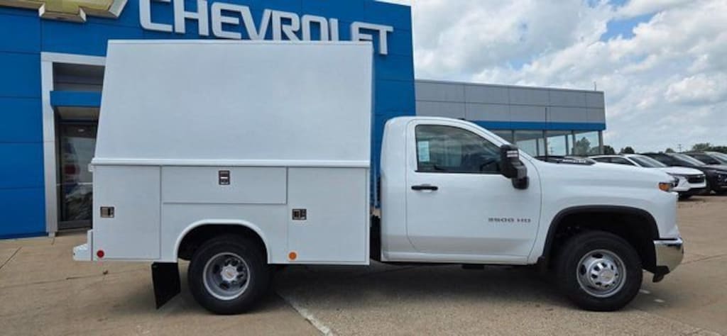 New 2025 Chevrolet Silverado 3500 HD Chassis Cab Work Truck Truck