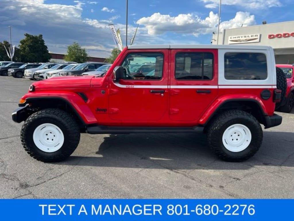 New 2026 Jeep Wrangler 4-DOOR SAHARA Sport Utility