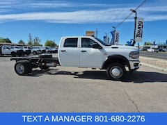 2026 Ram 5500 Chassis Cab TRADESMAN  CREW  4X4 84' CA Pickup