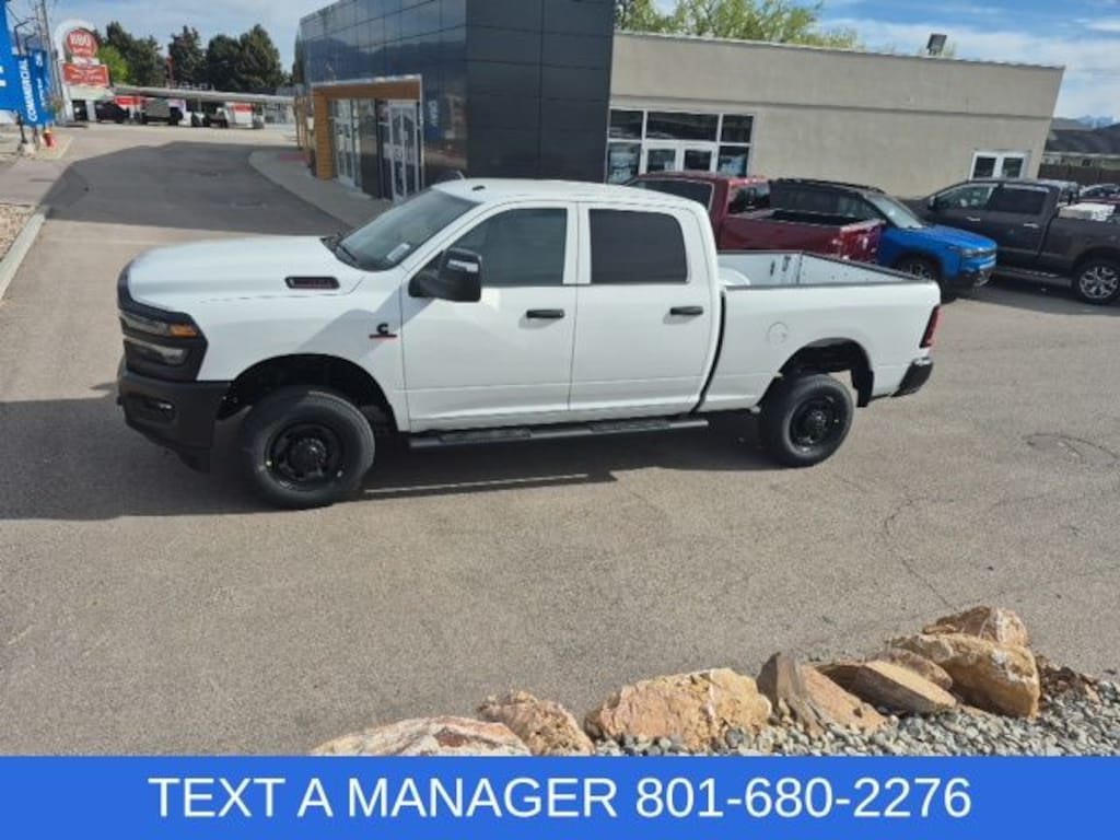 New 2026 Ram 2500 TRADESMAN CREW CAB 4X4 6'4 BOX Pickup